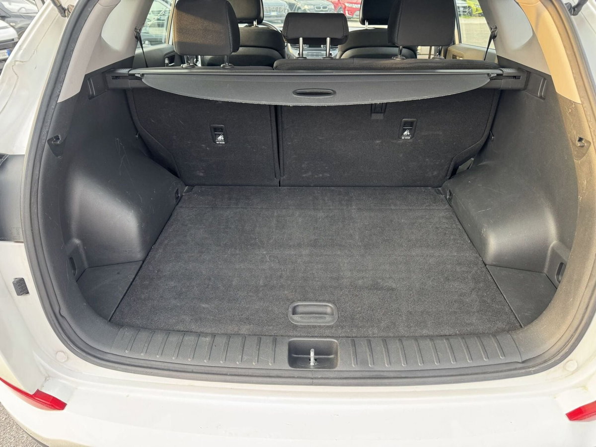 Hyundai Tucson 1.7 CRDi Classic (14)