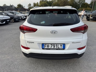 Hyundai Tucson 1.7 CRDi Classic (4)