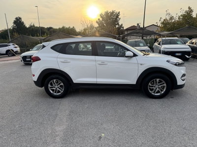 Hyundai Tucson 1.7 CRDi Classic (6)