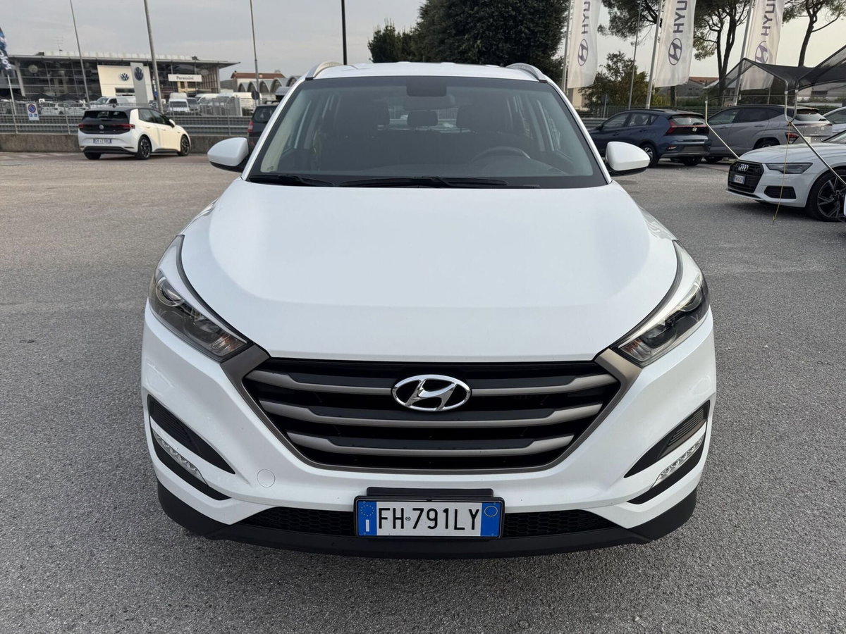 Hyundai Tucson 1.7 CRDi Classic (8)