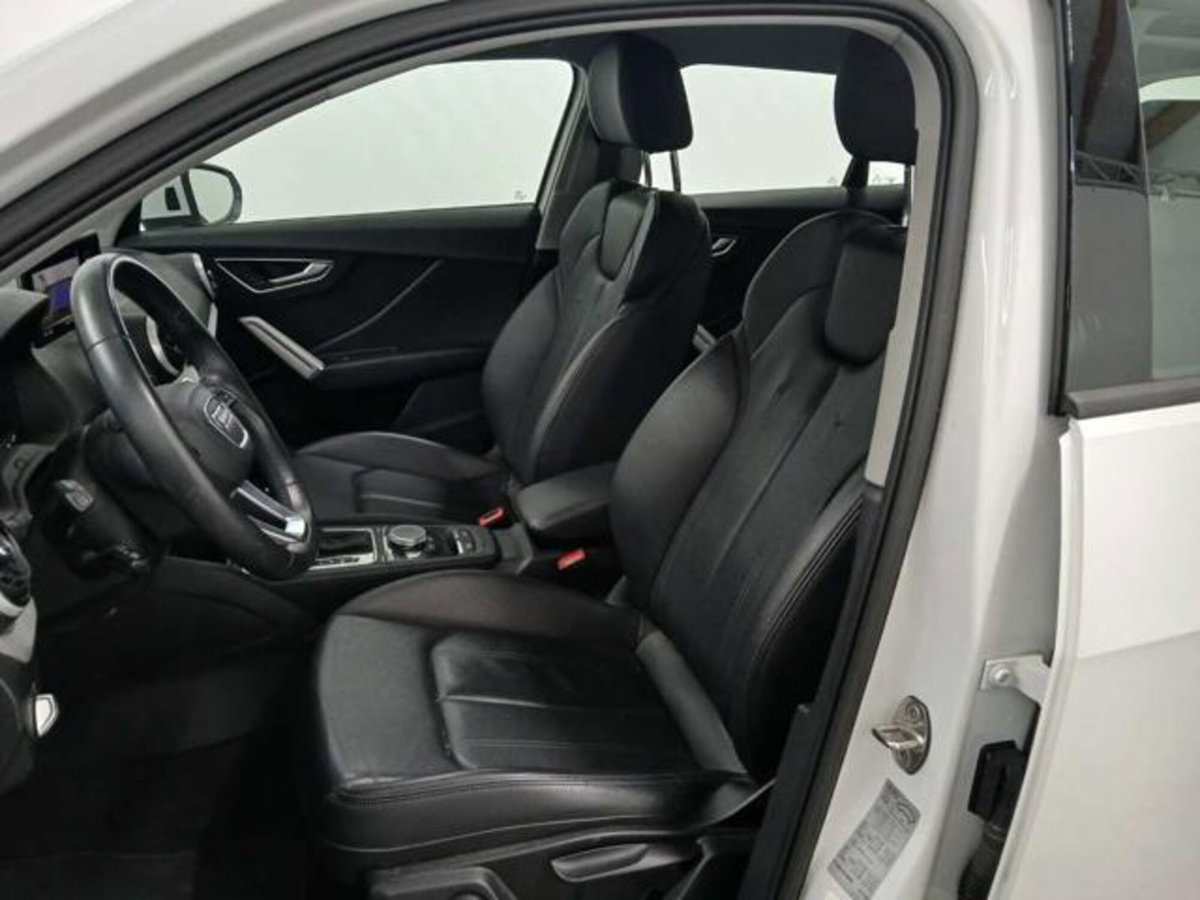 Audi Q2 Q2 35 TFSI S tronic S line Edition (15)