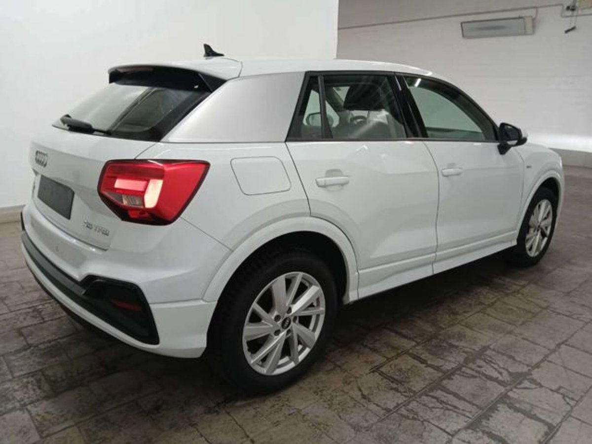 Audi Q2 Q2 35 TFSI S tronic S line Edition (3)