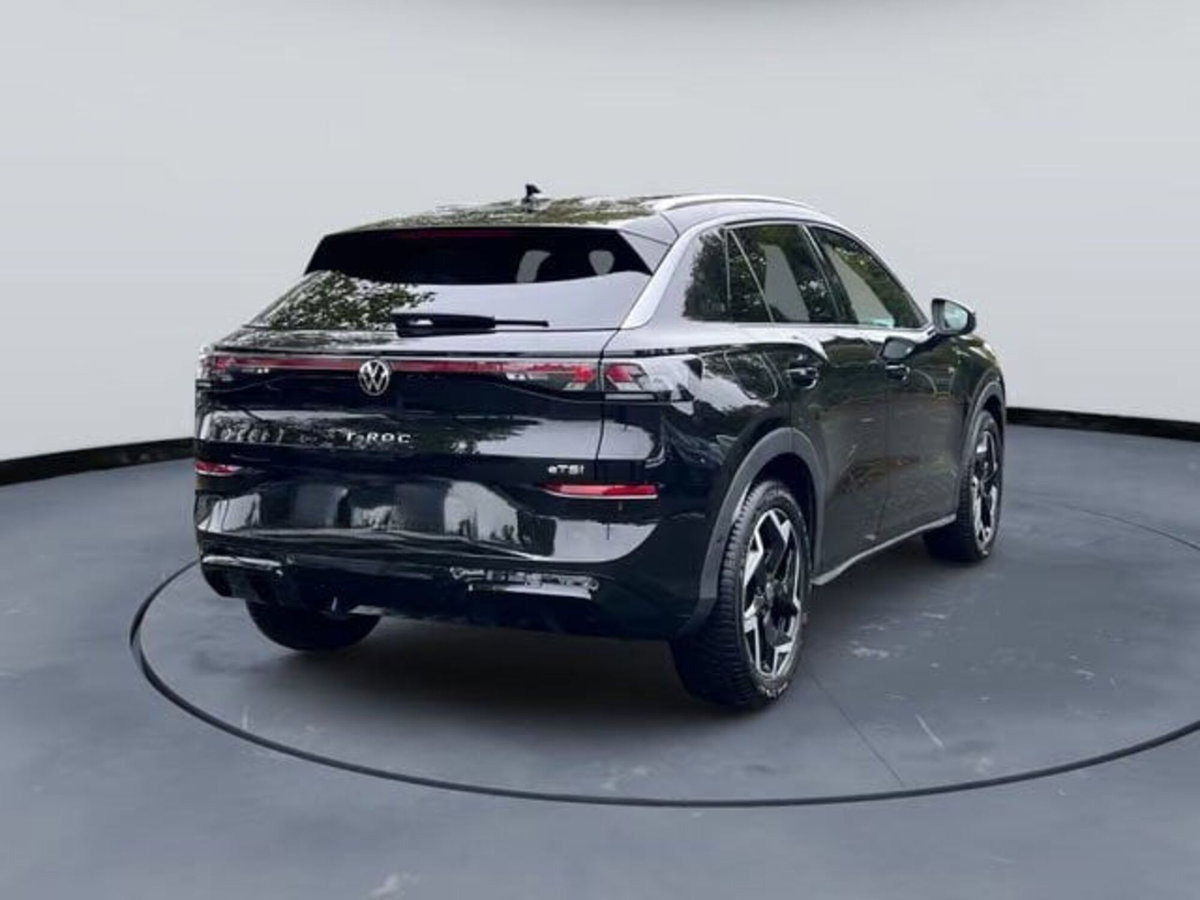 Volkswagen T-Roc 1.5 etsi R-Line 150cv dsg (4)