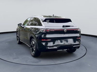 Volkswagen T-Roc 1.5 etsi R-Line 150cv dsg (5)