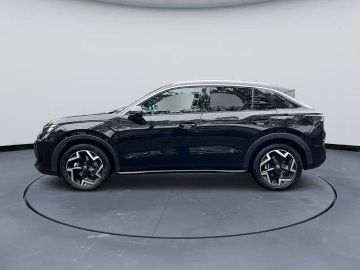 Volkswagen T-Roc 1.5 etsi R-Line 150cv dsg (6)