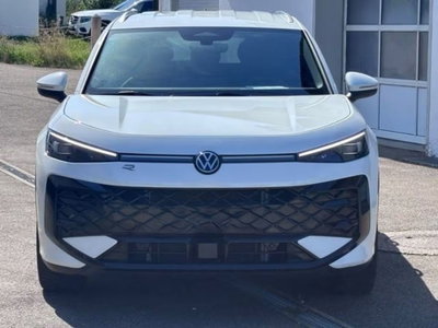 Volkswagen T-Roc 1.5 etsi R-Line 150cv dsg (3)