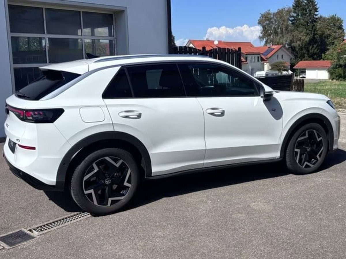 Volkswagen T-Roc 1.5 etsi R-Line 150cv dsg (4)