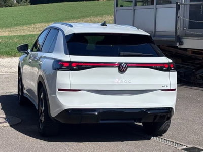 Volkswagen T-Roc 1.5 etsi R-Line 150cv dsg (5)