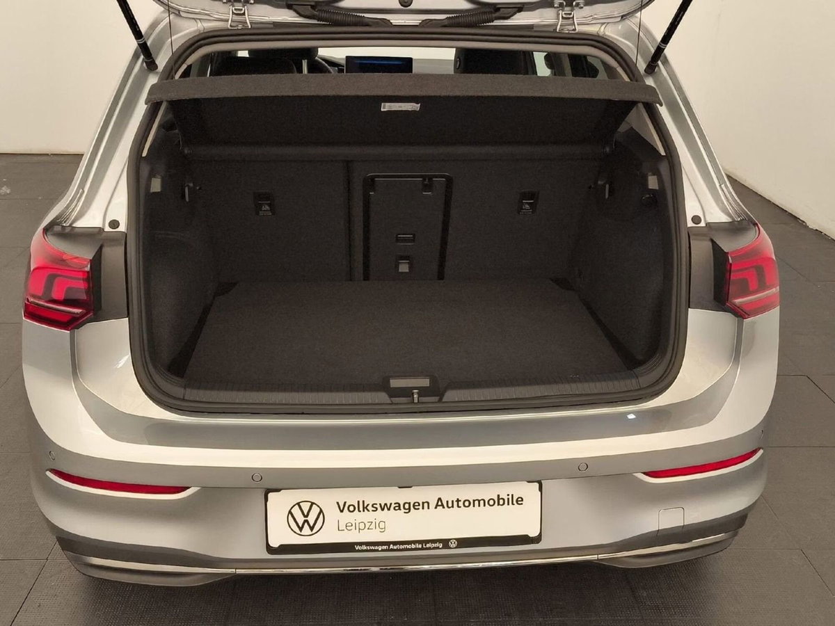 Volkswagen Golf 1.5 TSI 150 CV EVO ACT R-Line (4)