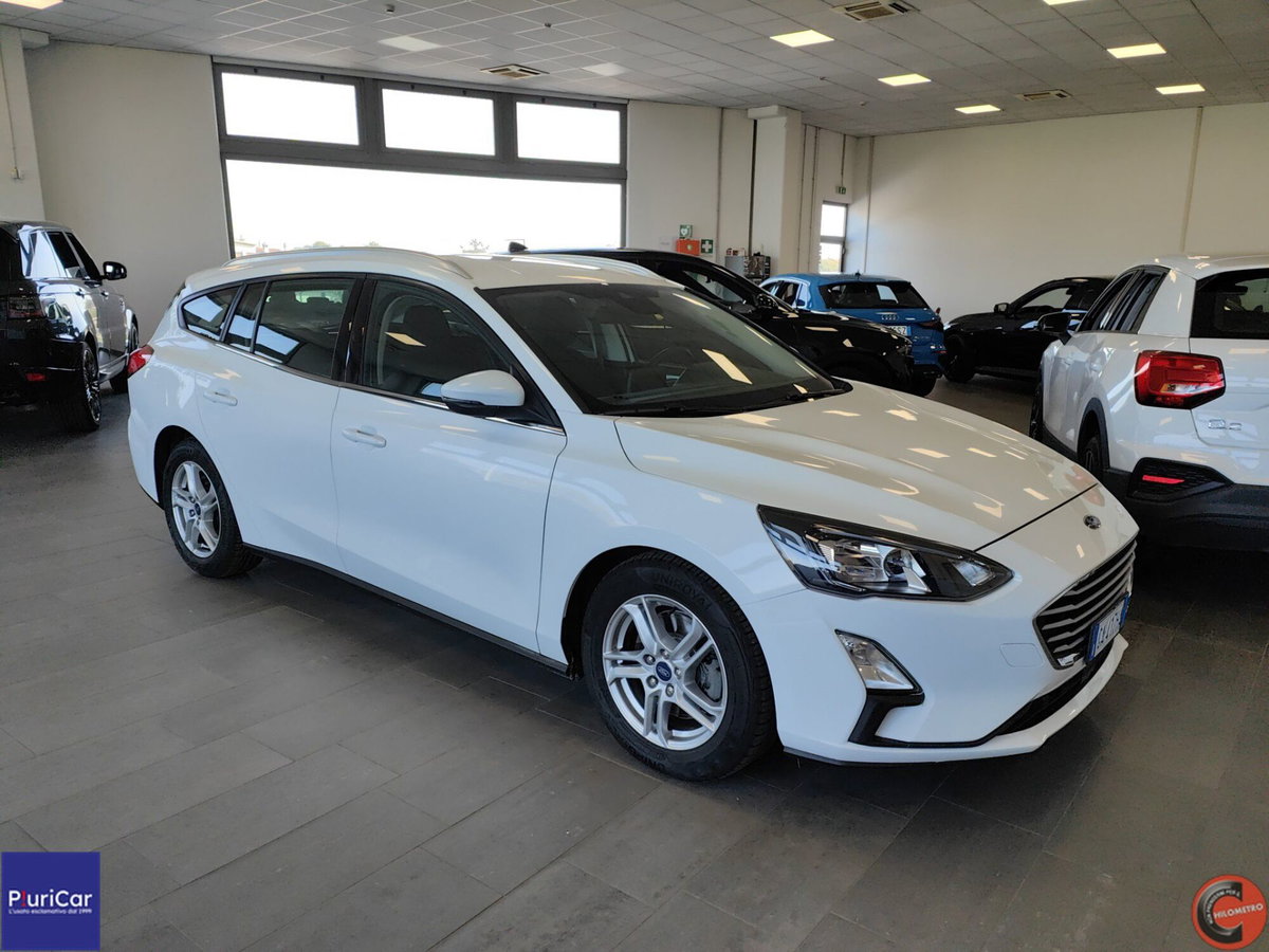 Ford Focus Station Wagon 1.0 EcoBoost 125 CV automatico SW Active (2)