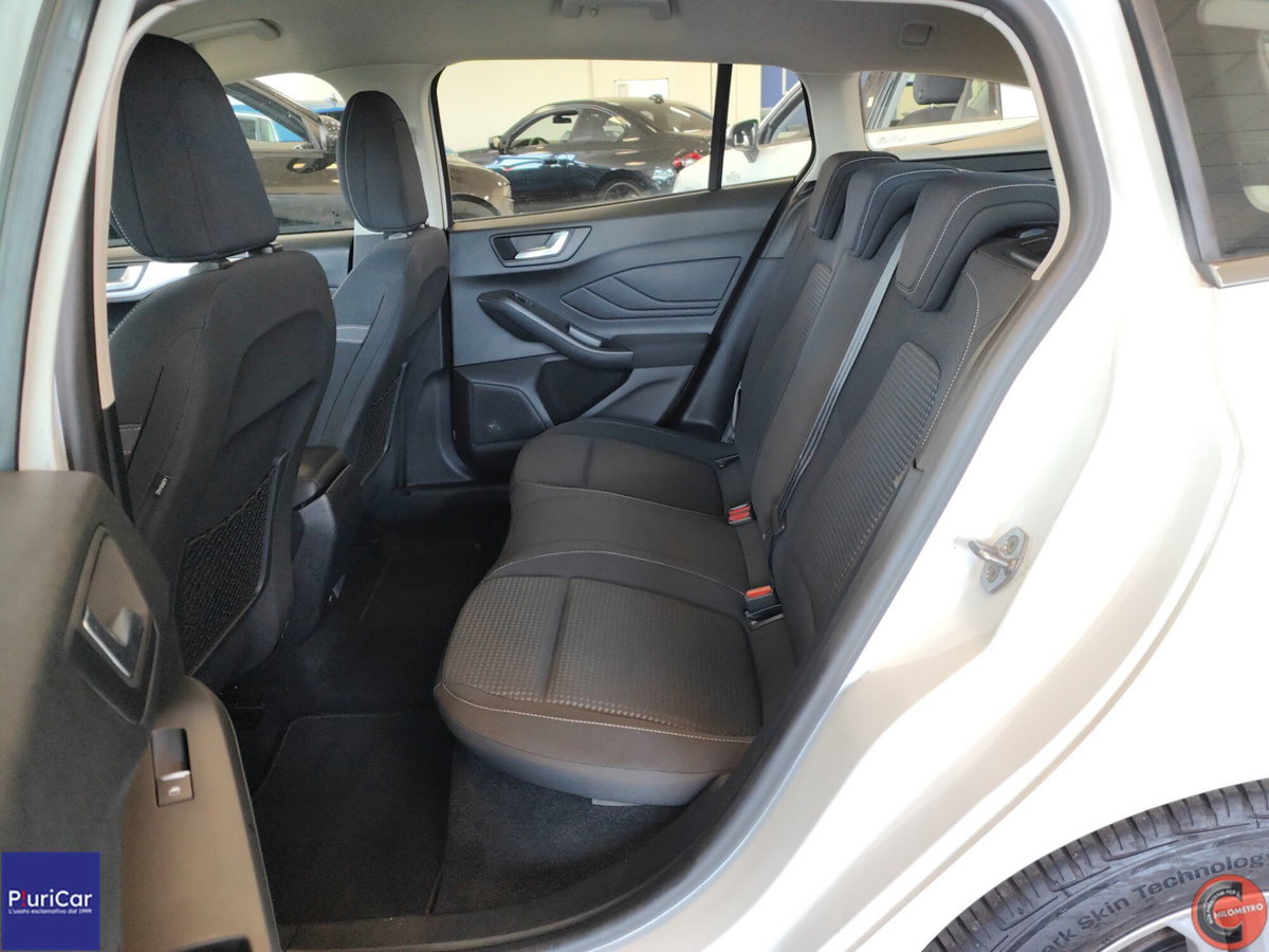 Ford Focus Station Wagon 1.0 EcoBoost 125 CV automatico SW Active (7)
