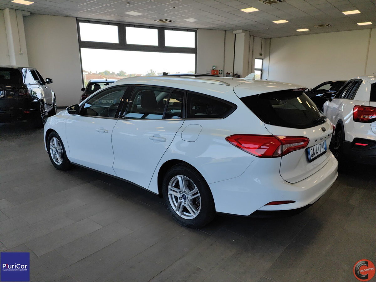 Ford Focus Station Wagon 1.0 EcoBoost 125 CV automatico SW Active (9)