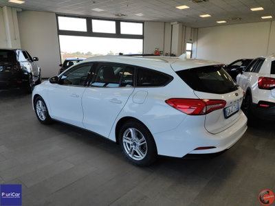 Ford Focus Station Wagon 1.0 EcoBoost 125 CV automatico SW Active (9)