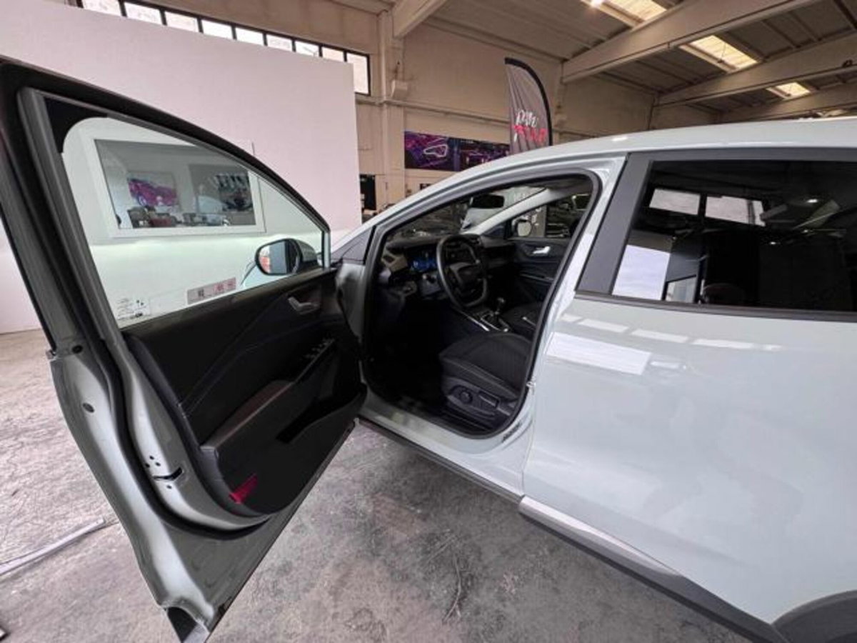 Ford Puma 1.0 EcoBoost Hybrid 125 CV S&S aut. Titanium X (8)