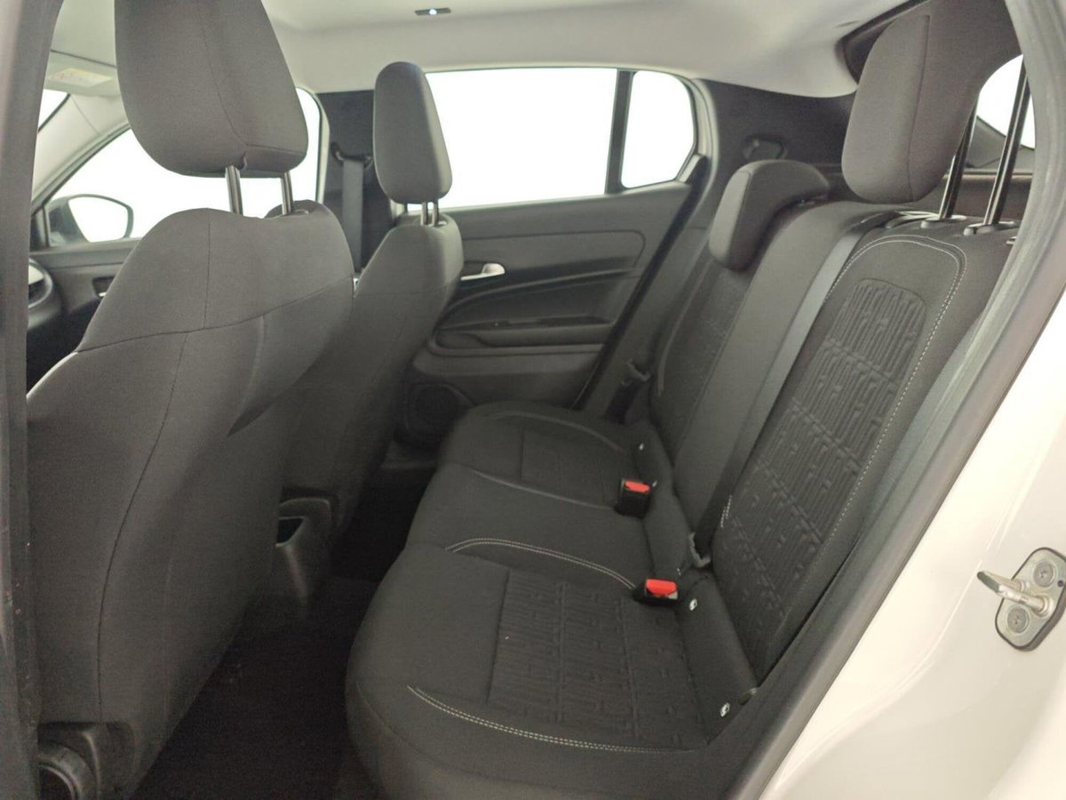 Fiat 600 1.2 hybrid 110cv auto (12)