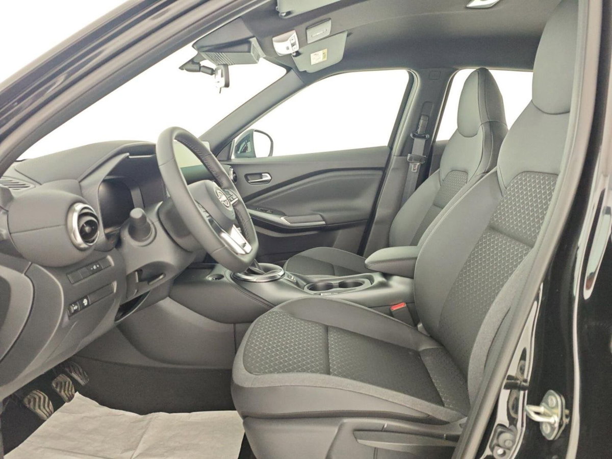 Nissan Juke 1.0 dig-t N-Connecta 114cv (11)