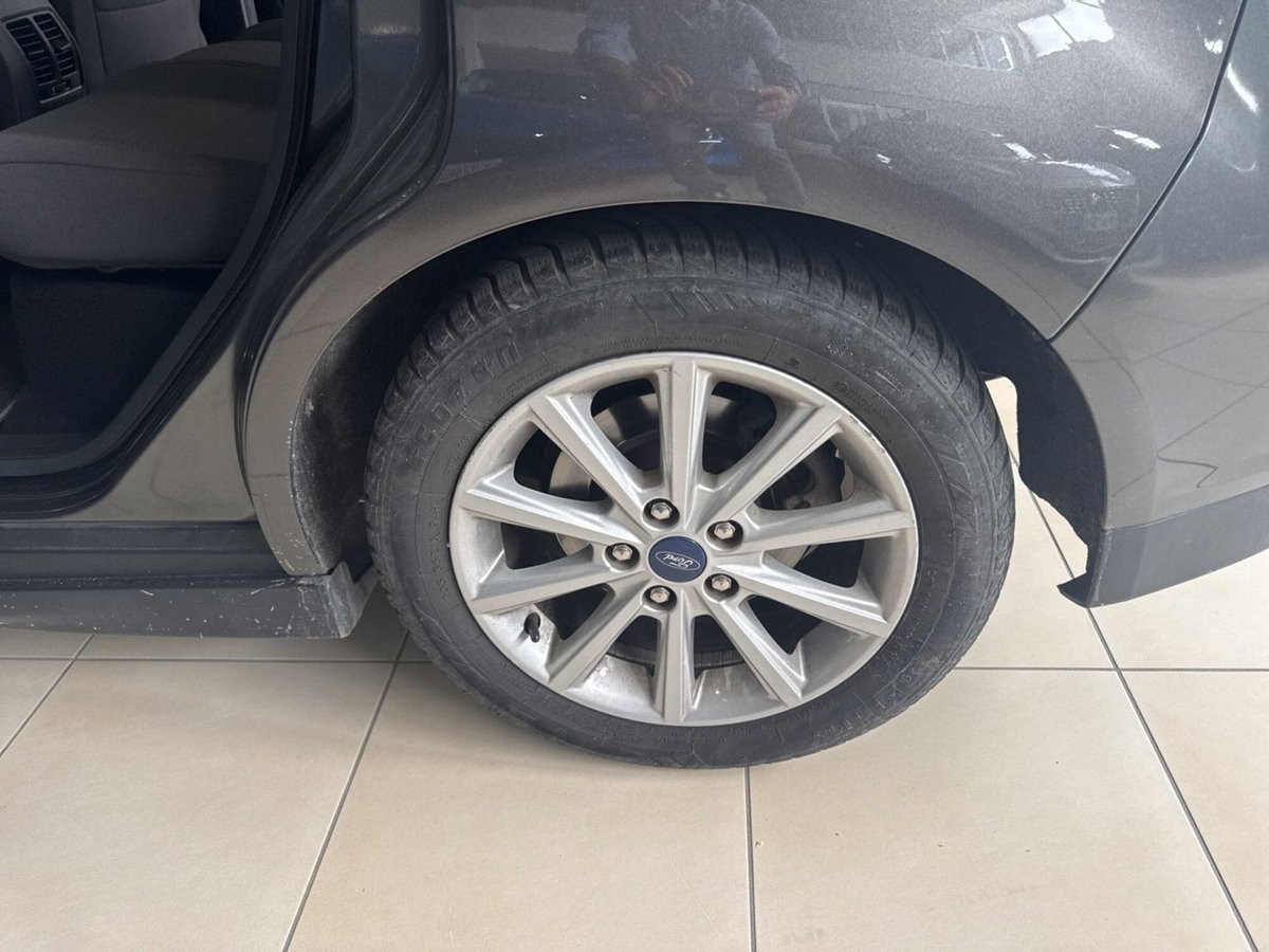 Ford C-Max 1.6 120CV GPL Titanium (12)