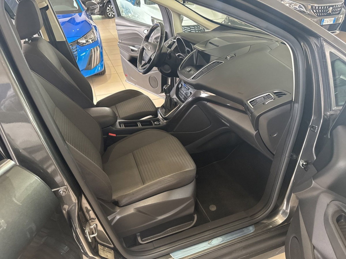 Ford C-Max 1.6 120CV GPL Titanium (14)