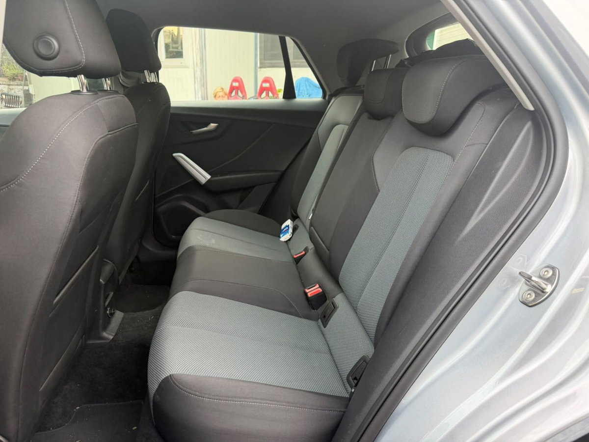 Audi Q2 Q2 30 TDI Business (20)