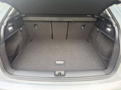 Audi Q2 Q2 30 TDI Business (6)