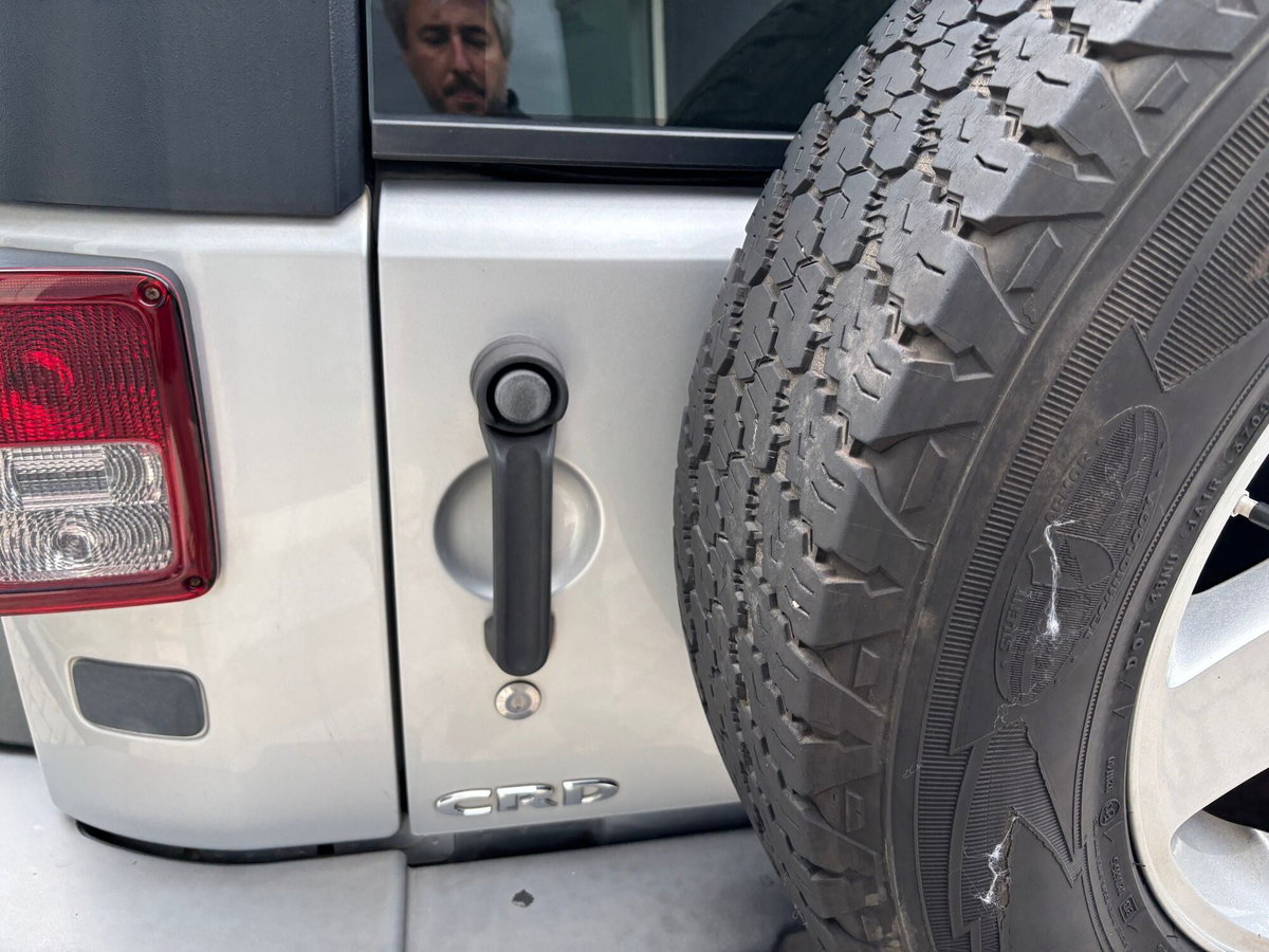 Jeep Wrangler 2.8 CRD DPF Sport (15)