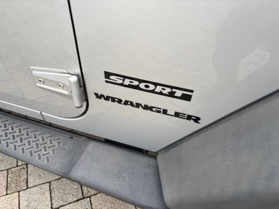 Jeep Wrangler 2.8 CRD DPF Sport (20)