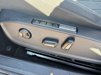 Volkswagen Golf 1.5 TSI EVO ACT Style (17)
