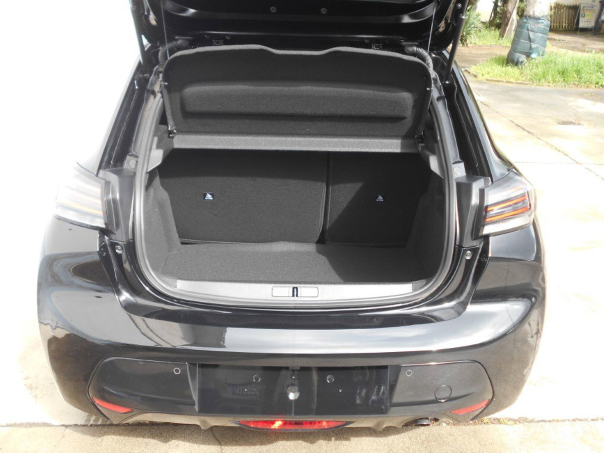 Peugeot 208 100 S&S 5p. Mix (13)