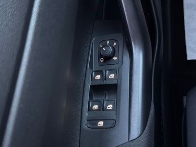 Volkswagen Taigo 1.0 tsi R-Line 95cv (16)
