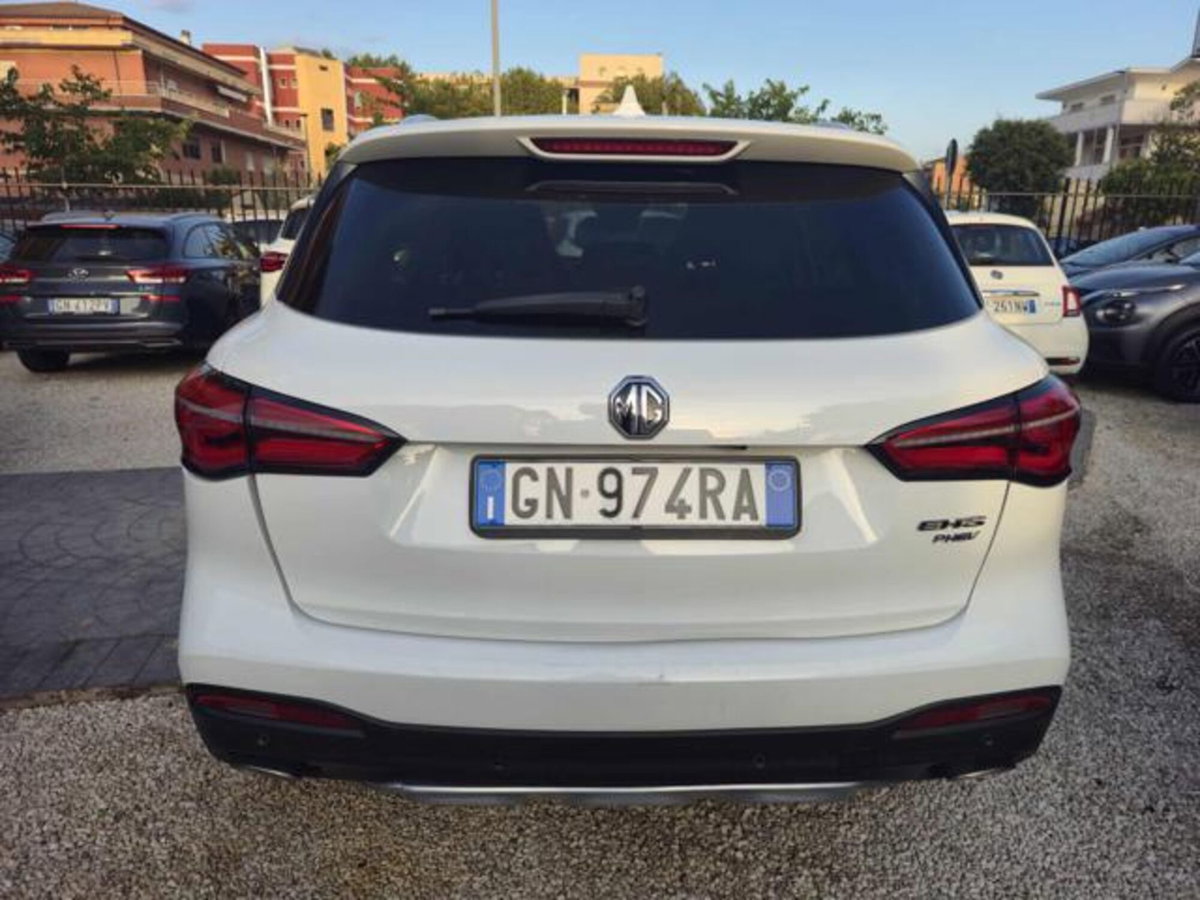 Mg EHS Plug-in Hybrid Exclusive (3)