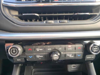 Jeep Compass 1.3 T4 190CV PHEV AT6 4xe Limited (13)