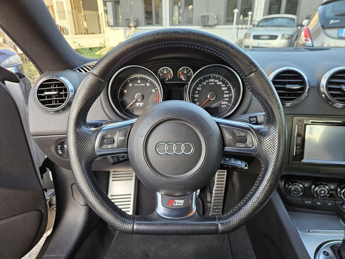 Audi TT Coupé Coupe 45 2.0 tfsi quattro s-tronic (13)