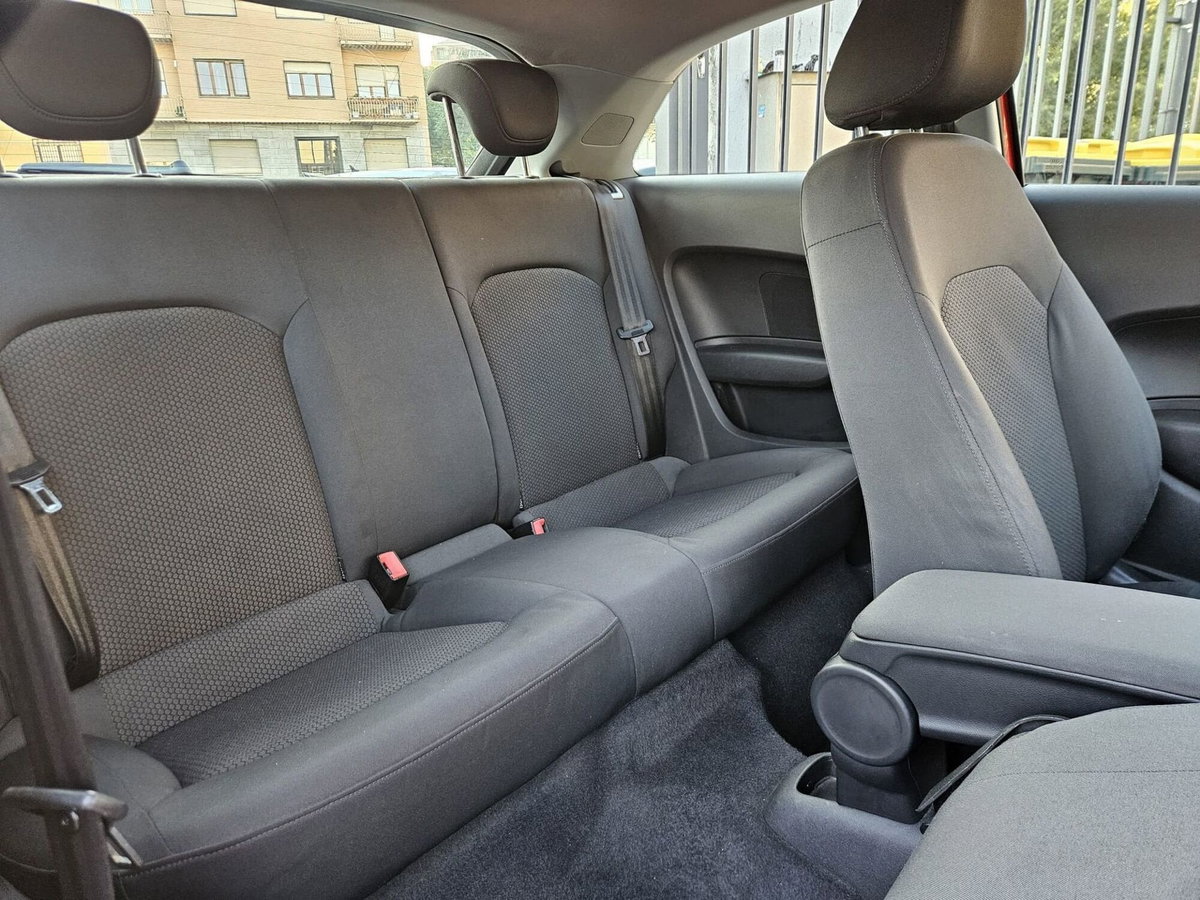 Audi A1 1.2 TFSI Ambition (11)