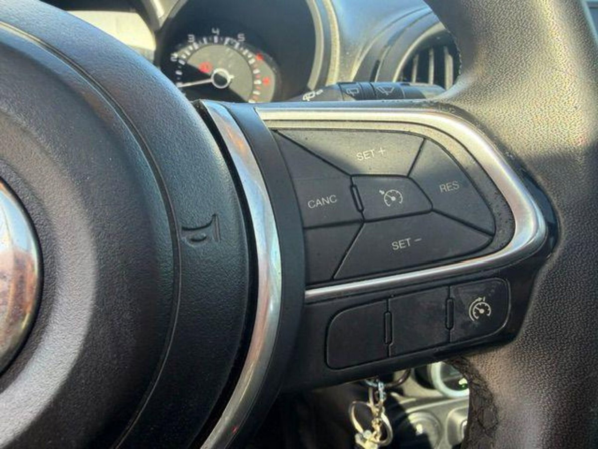 Fiat 500L 1.4 95 CV Cross (13)