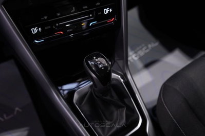 Volkswagen T-Roc 2.0 tdi Life 150cv dsg (18)