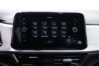 Volkswagen T-Roc 2.0 tdi Life 150cv dsg (15)