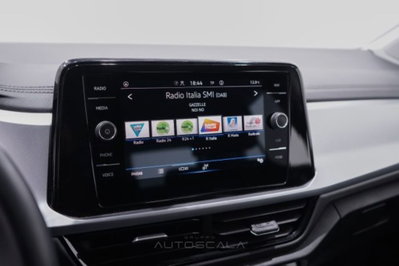 Volkswagen T-Roc 2.0 tdi Life 150cv dsg (14)