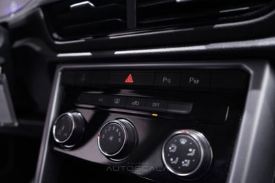 Volkswagen T-Roc 2.0 tdi Life 150cv dsg (19)