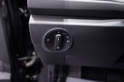 Volkswagen T-Roc 2.0 tdi Life 150cv dsg (12)