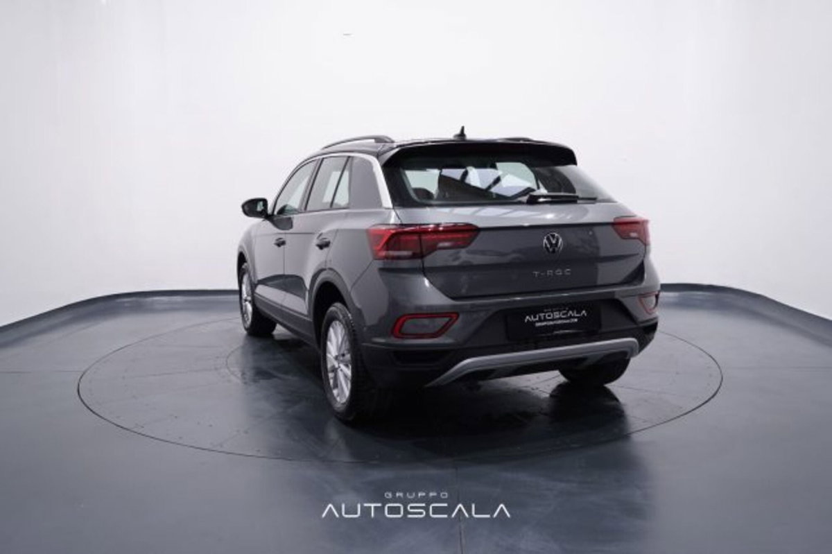 Volkswagen T-Roc 2.0 tdi Life 150cv dsg (4)
