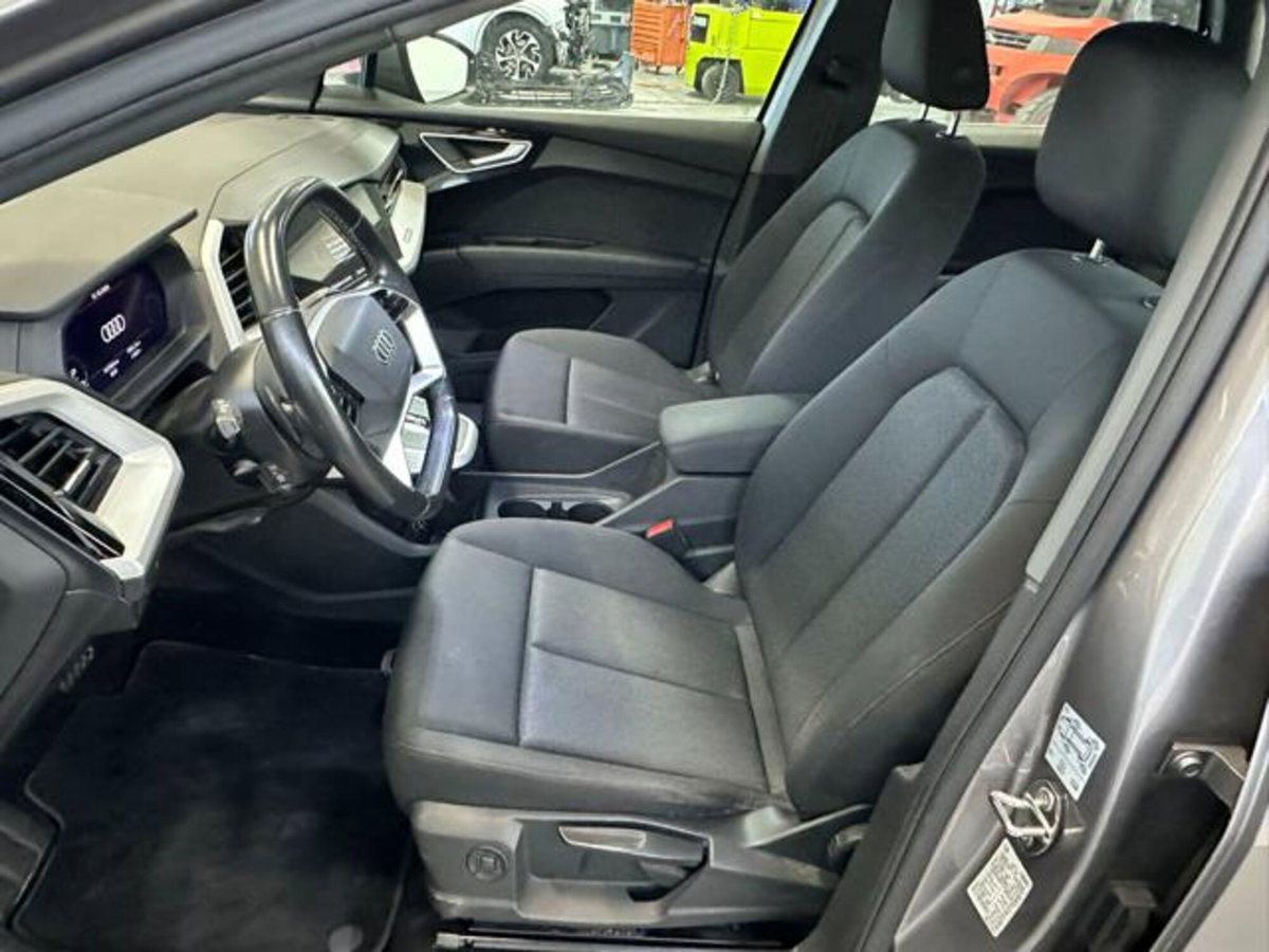 Audi Q4 Q4 50 e-tron quattro Business Advanced (13)