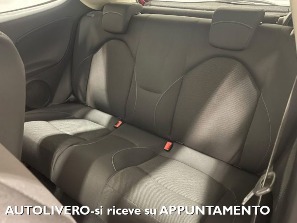 Alfa Romeo MiTo 1.3 JTDm-2 95 CV S&S Distinctive (11)