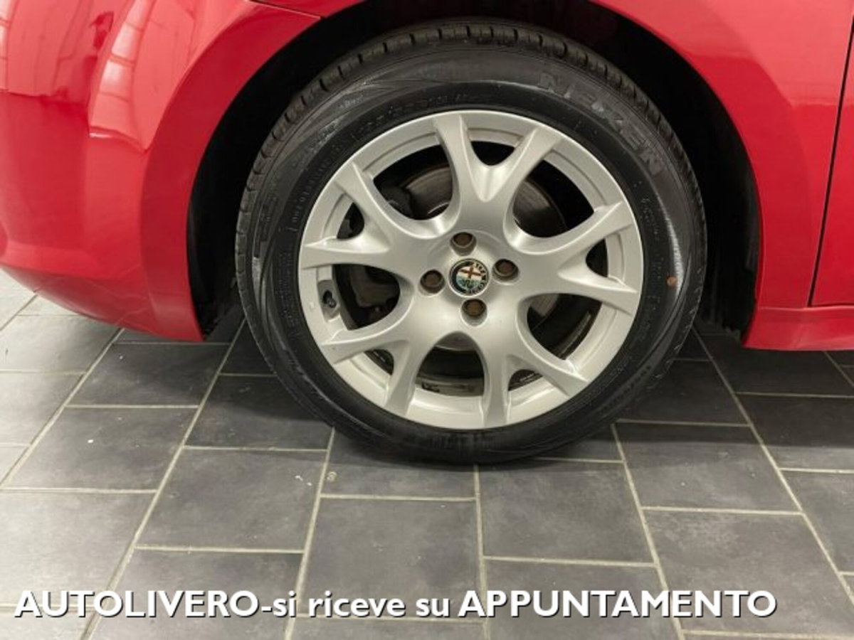 Alfa Romeo MiTo 1.3 JTDm-2 95 CV S&S Distinctive (5)