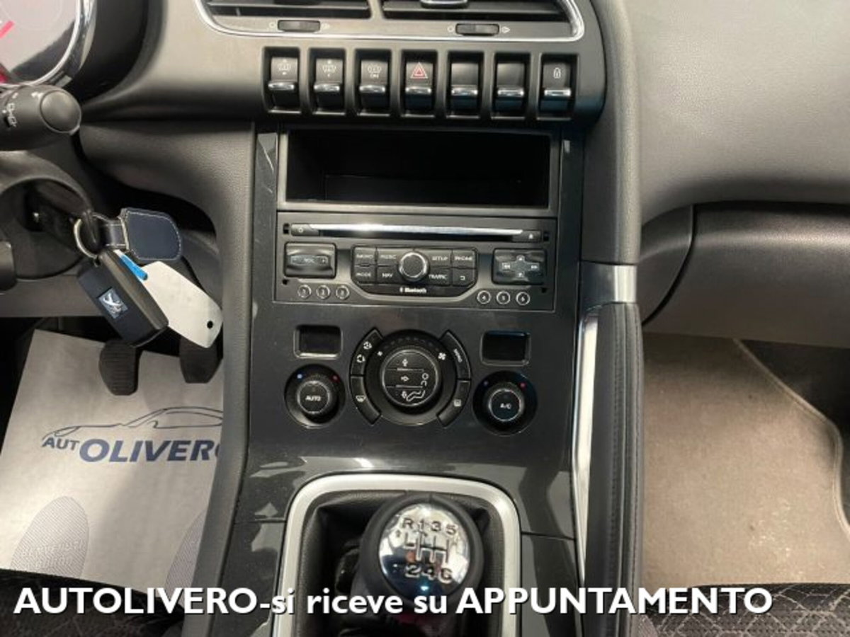 Peugeot 3008 2.0 HDi 150CV Business (18)