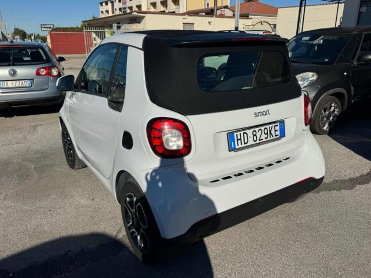 smart Fortwo Cabrio 90 0.9 T twinamic cabrio Passion (6)