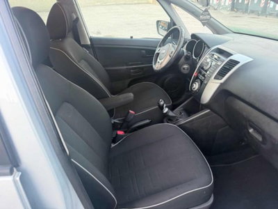 Kia Venga 1.4 CVVT EX ISG (10)