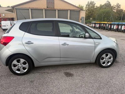 Kia Venga 1.4 CVVT EX ISG (14)