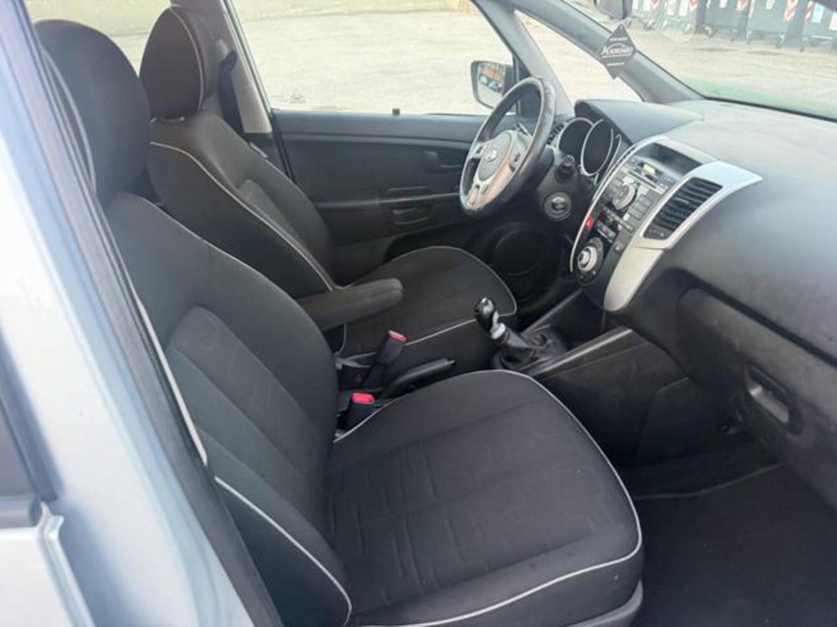 Kia Venga 1.4 CVVT EX ISG (19)