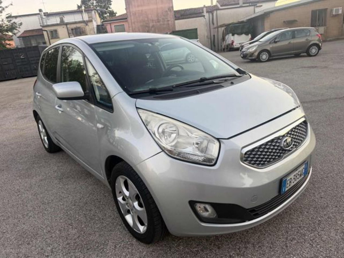 Kia Venga 1.4 CVVT EX ISG (9)