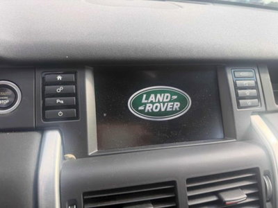 Land Rover Discovery Sport 2.0 TD4 150 CV HSE Luxury (10)